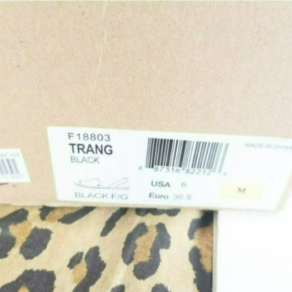 Born Trang Sandals -6 - Picture 6 of 6